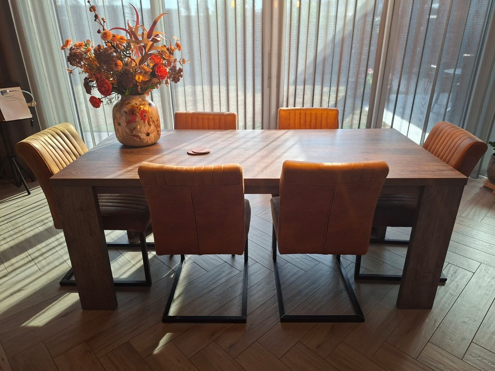 Te koop: tafel met 6 stoelen., Ophalen, Zo goed als nieuw, Modern, 4 tot 6 stoelen