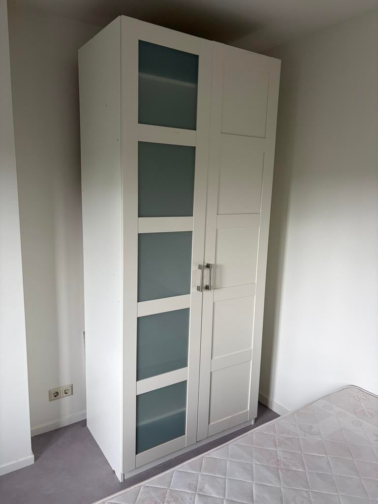 Ikea kasten beschikbaar per 1 augustus., Ophalen of Verzenden, Zo goed als nieuw, 50 tot 75 cm, 200 cm of meer