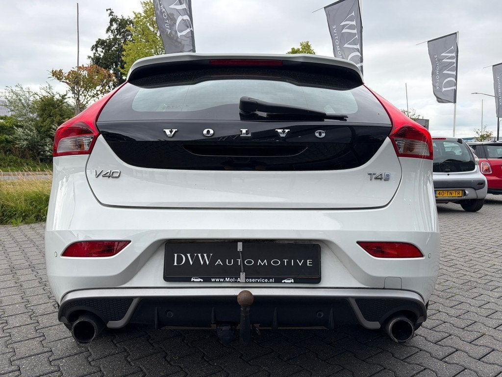 Volvo V40 2.0 T4 Business Sport Automaat, Auto's, Gebruikt, Wit, Origineel Nederlands, Bedrijf