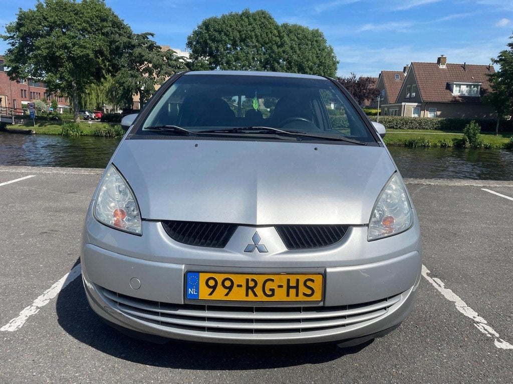 Mitsubishi Colt 1.3 Invite CZ3 AIRCO I AUTOMAAT I LMV I NAP, Auto's, Mitsubishi, Stof, Colt, Origineel Nederlands, Bedrijf