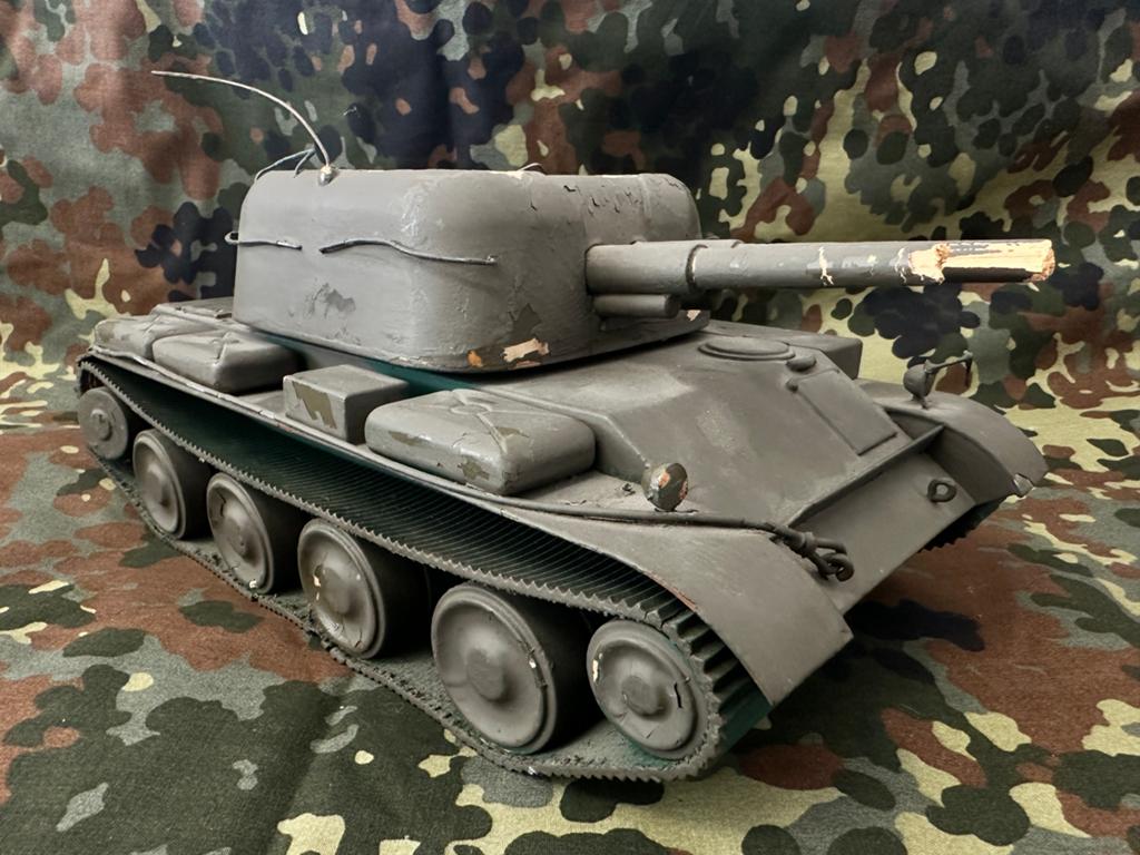 Grote massief houten Russische ZSU-57-2 tank koude oorlog, Ophalen of Verzenden, Luchtmacht, Overige gebieden, Overige typen