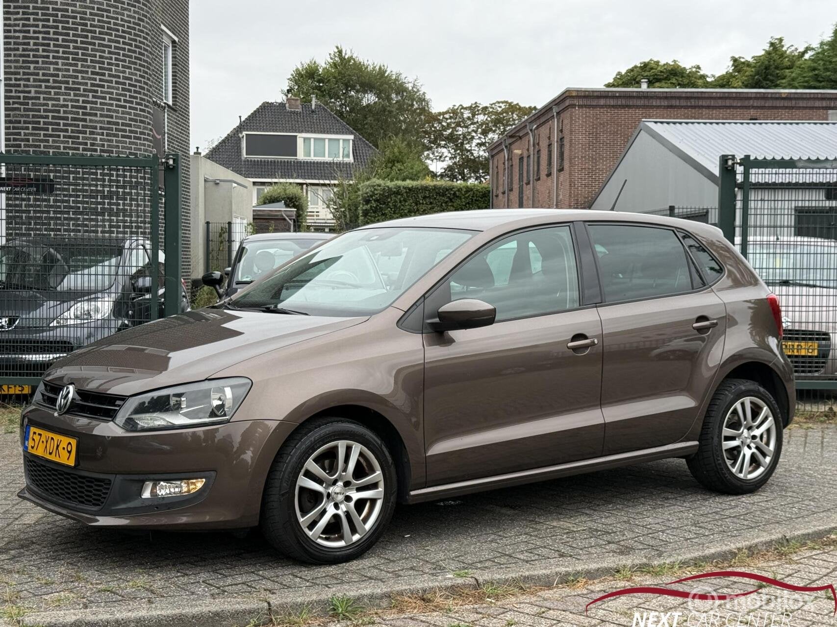 Volkswagen Polo 1.2 TSI BlueMotion Comfort Edition, Auto's, Voorwielaandrijving, Euro 5, 4 cilinders, Bruin