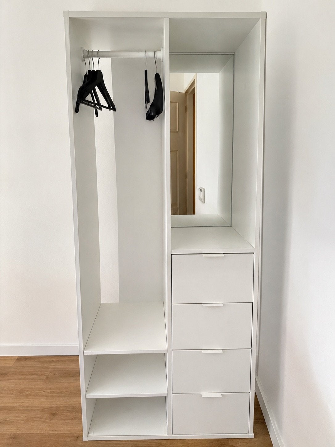 IKEA SUNDLANDET open kledingkast met spiegel en lades, Ophalen, 50 tot 100 cm, Zo goed als nieuw, 150 tot 200 cm
