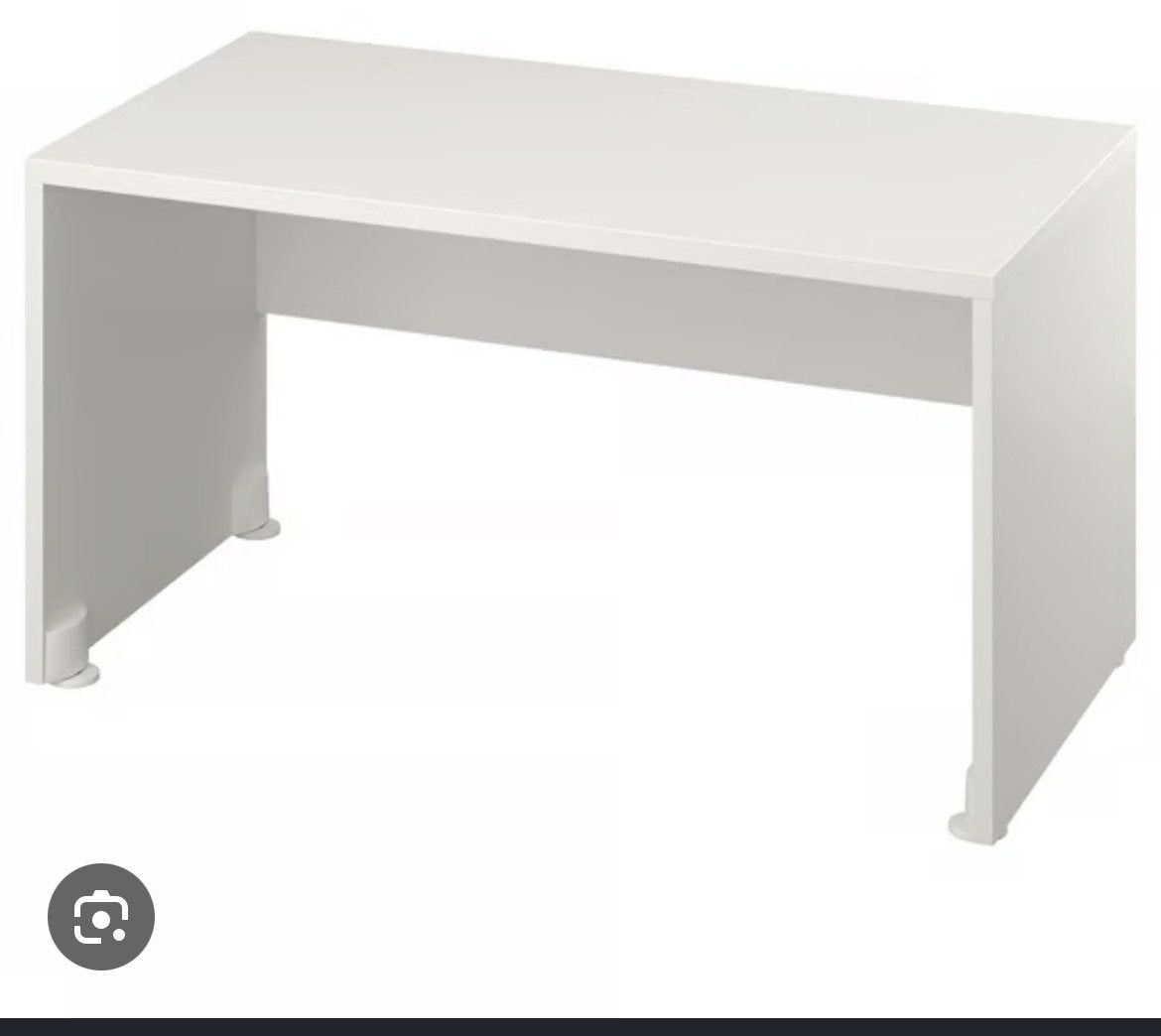 smastad stuva kinder bureau bank ikea gratis, Ophalen, Gebruikt, Tafel