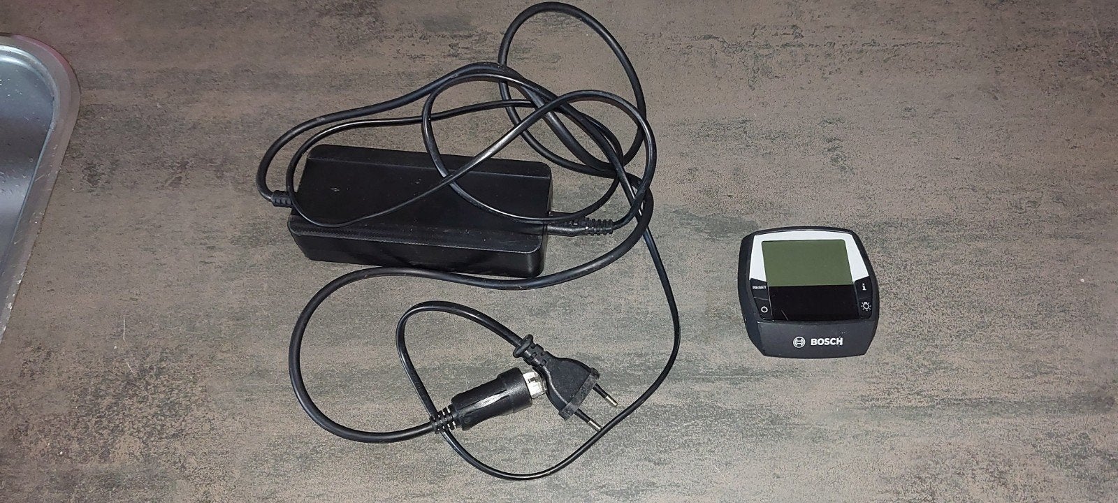 Bosch e-bike oplader en fietscomputer, Ophalen of Verzenden, Zo goed als nieuw