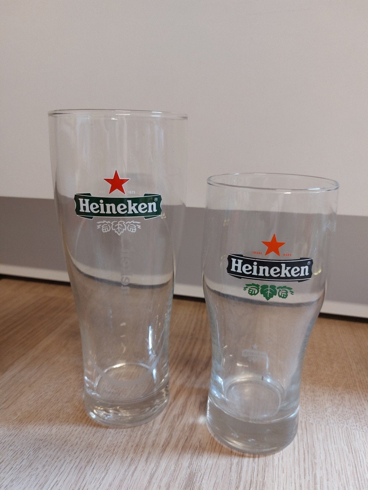 2x Heineken bier glas 0,5l en 0,3l, Ophalen of Verzenden, Glas of Glazen, Heineken