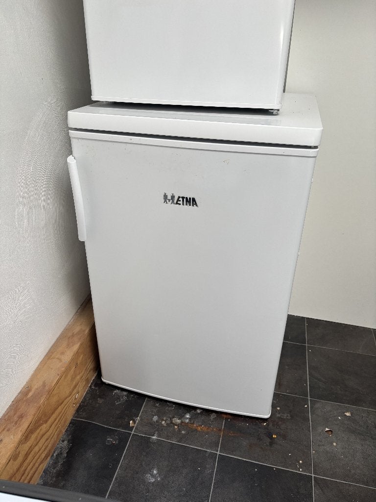Koelkast / Fridge, Ophalen, Minder dan 85 cm, 100 tot 150 liter, 45 tot 60 cm