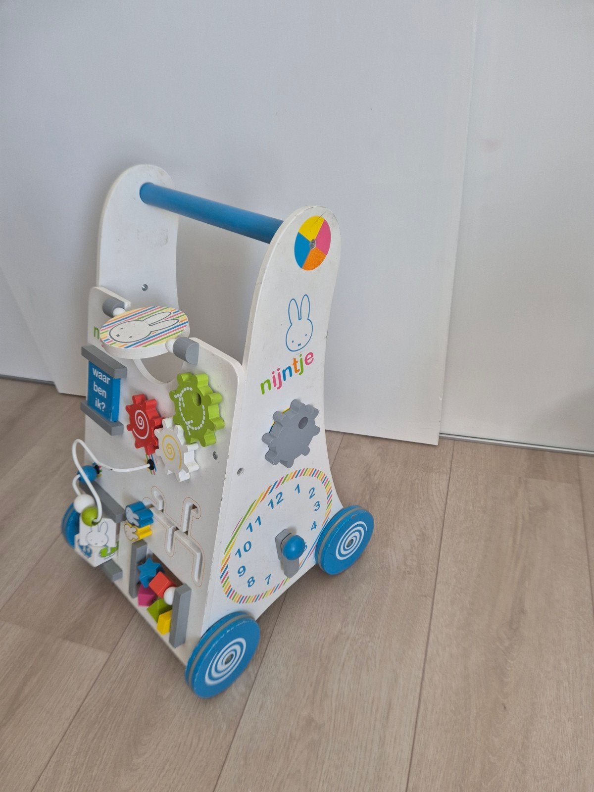 Nijntje Houten Loopwagen met Activiteitenpaneel, Kinderen en Baby's, Speelgoed | Babyspeelgoed, Ophalen of Verzenden, Gebruikt