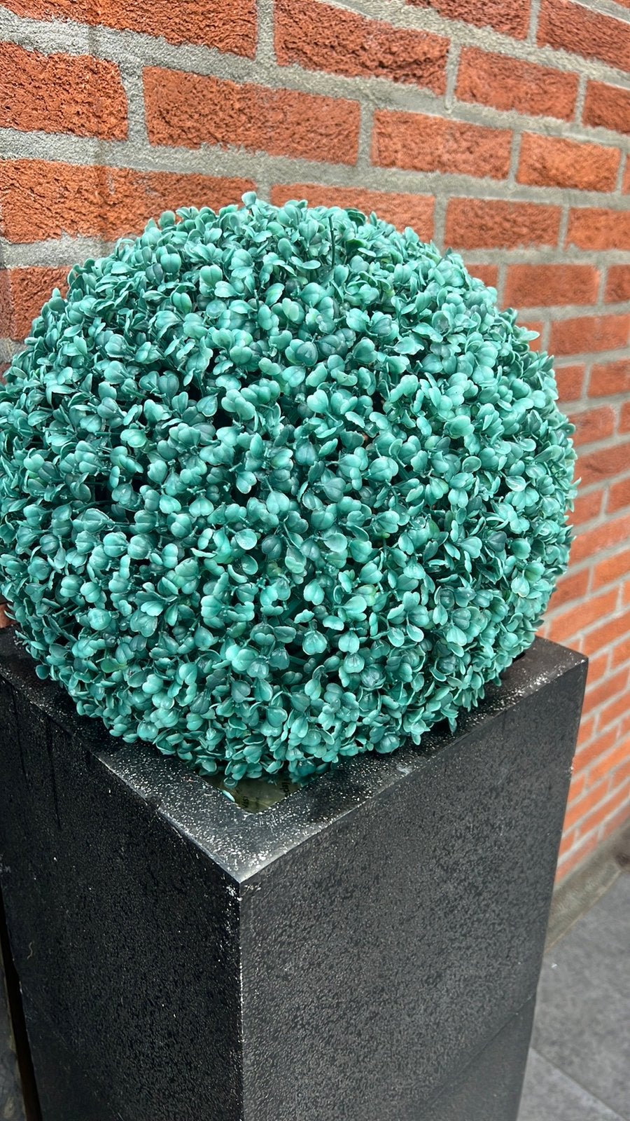 Kunstplant bol in zwarte pot, Ophalen, Binnen, Groen, Kunstplant
