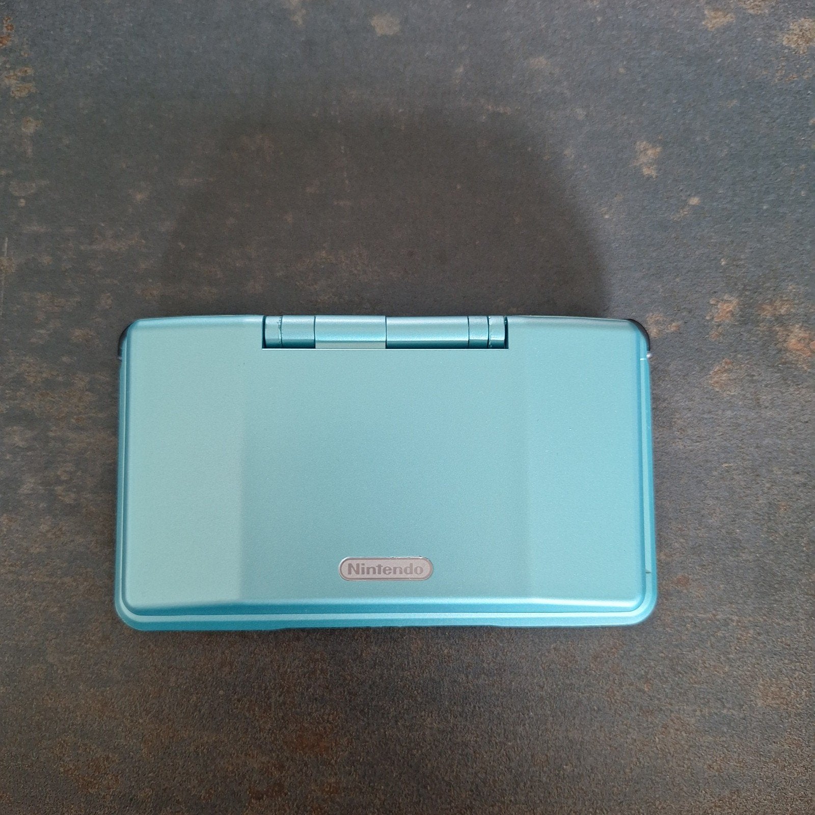 Nintendo DS Phat (reshell) met Pokémon Emerald (repro), Spelcomputers en Games, Spelcomputers | Nintendo DS, Overige kleuren, DS Original of Phat