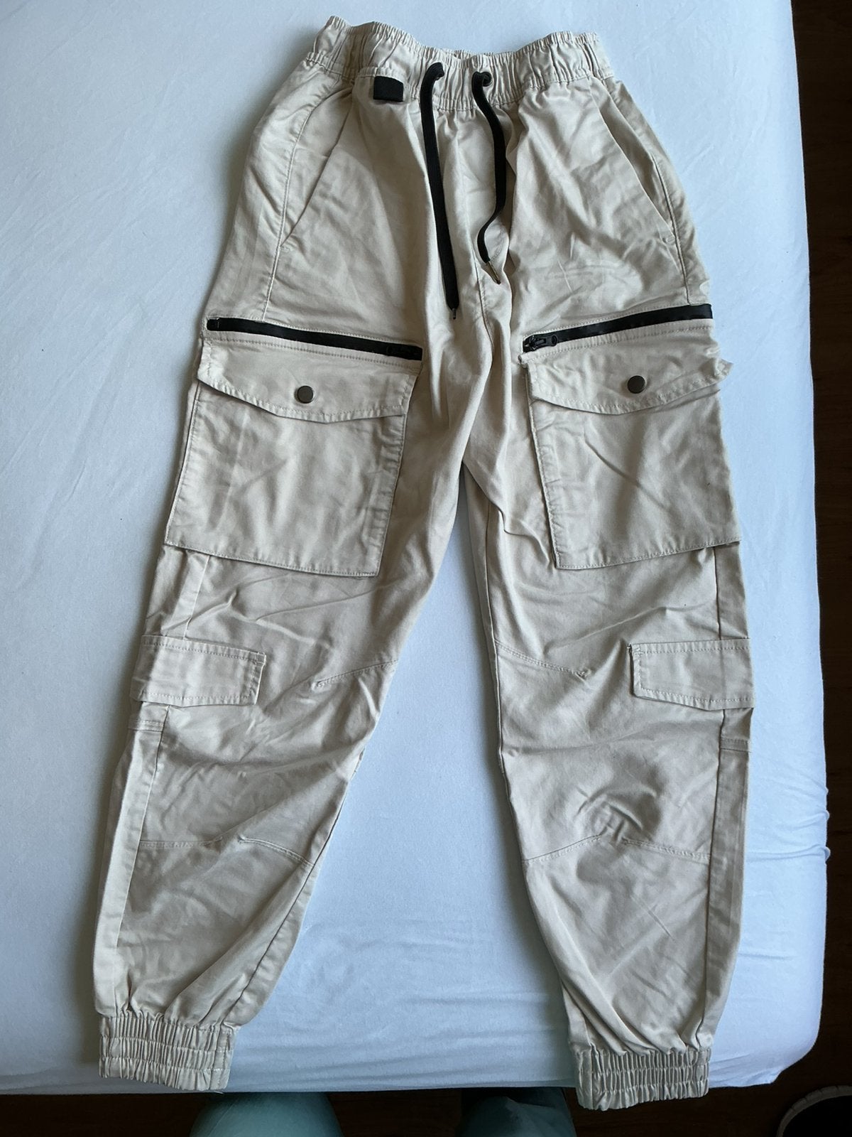 Cargo broek, Bershka, maat XXS, Ophalen, Overige kleuren, Zo goed als nieuw, Driekwart