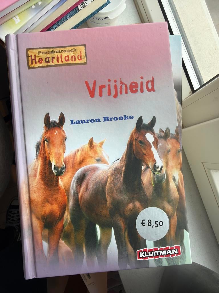 Paardenranch Heartland: Vrijheid - Lauren Brooke, Boeken, Ophalen of Verzenden, Gelezen, Fictie