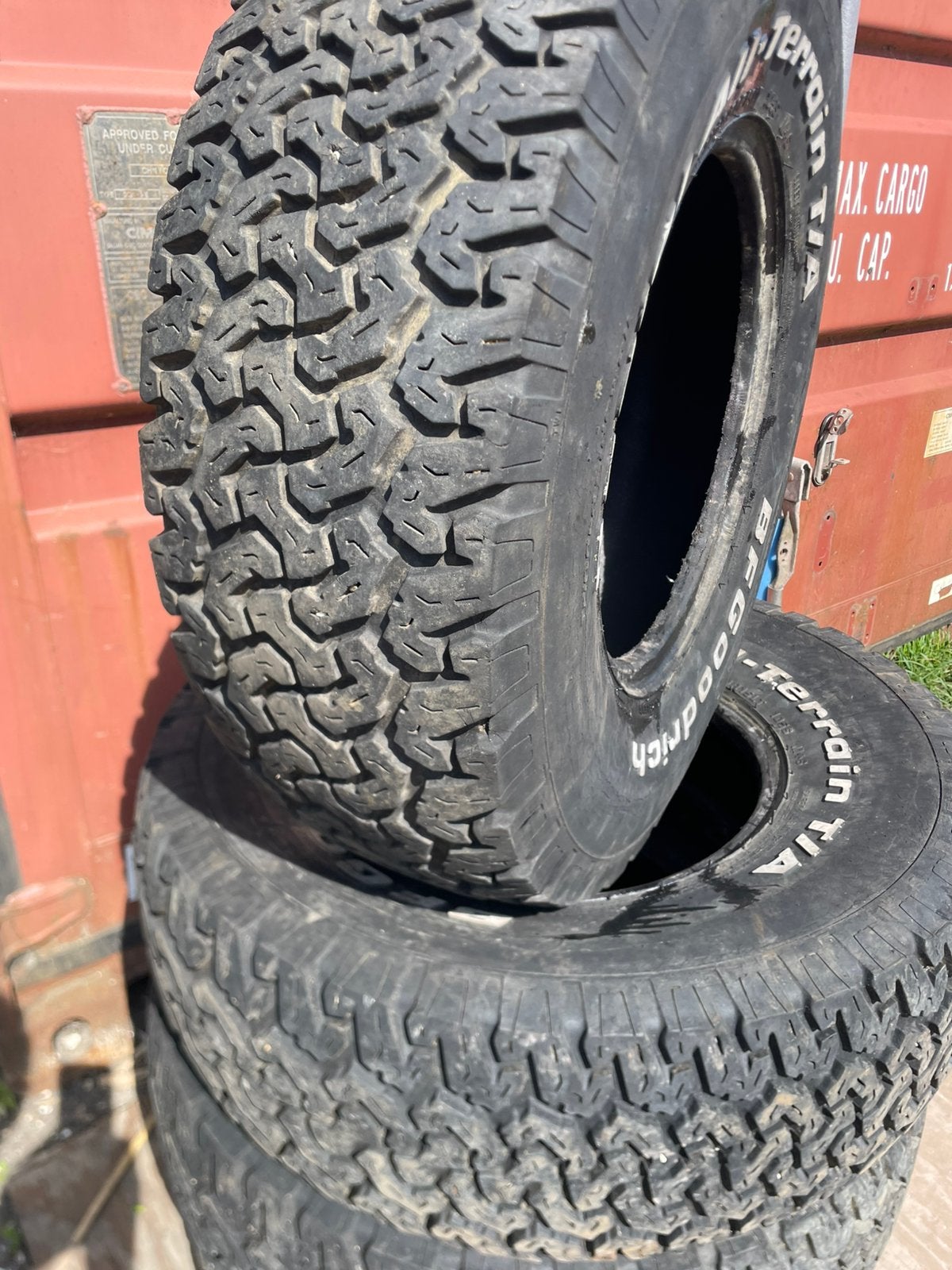 Terreinbanden Nissan Patrol, Toyota of Mitsubishi, Ophalen of Verzenden, Gebruikt