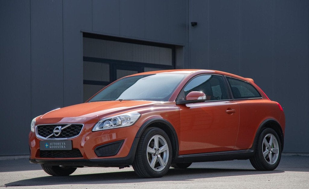 Volvo C30 2.0 Momentum, Auto's, Volvo, Gebruikt, 4 stoelen, Bedrijf, Geïmporteerd