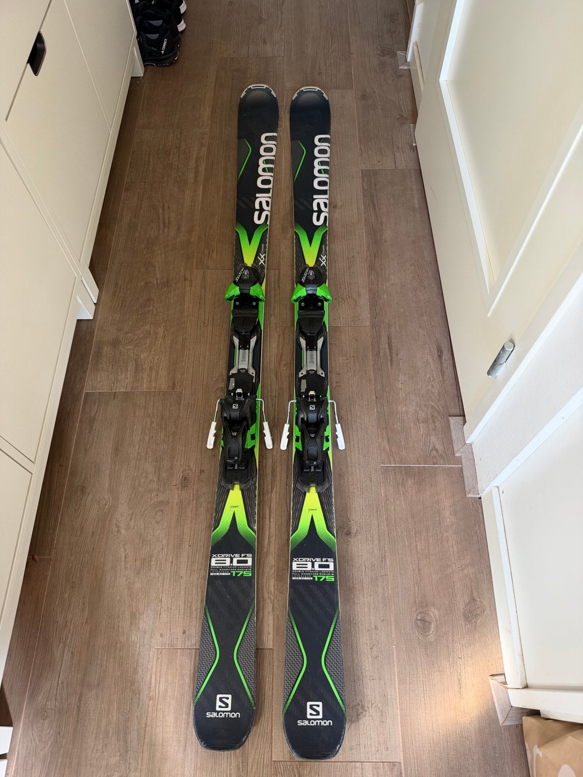 Salomon X-Drive 8.0 FS ski's met gratis skistokken, Ophalen, 160 tot 180 cm, Gebruikt, Salomon