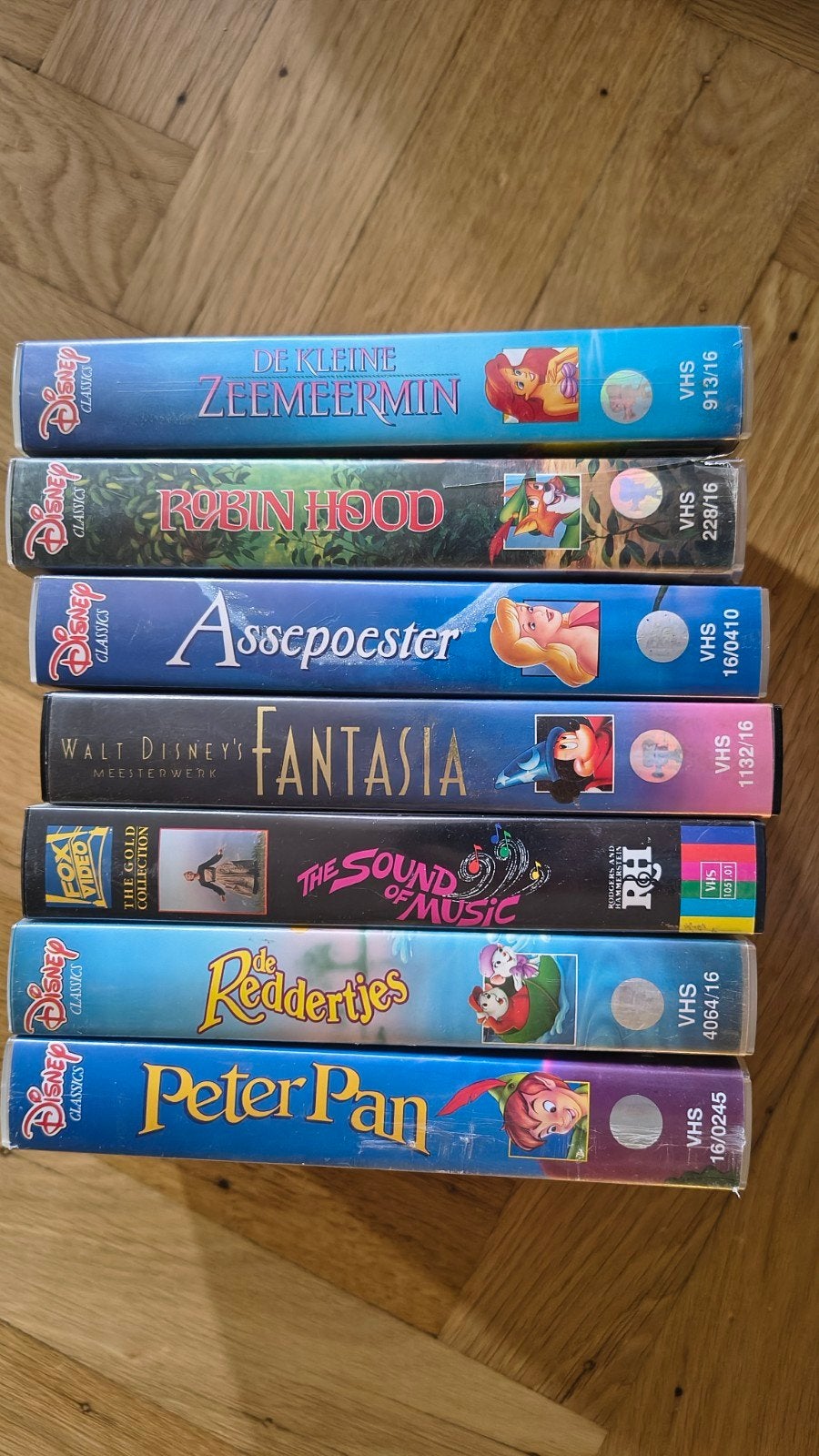 Disney videos VHS - gratis, Alle leeftijden, Ophalen, Gebruikt