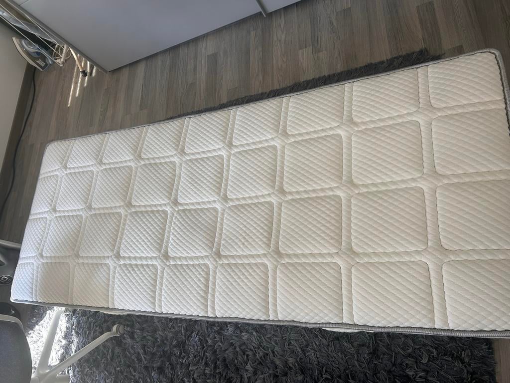 Pocketvering matras 80x200 cm - Comfortabel en ondersteunend, Gebruikt, Eenpersoons, Ophalen of Verzenden, 80 cm
