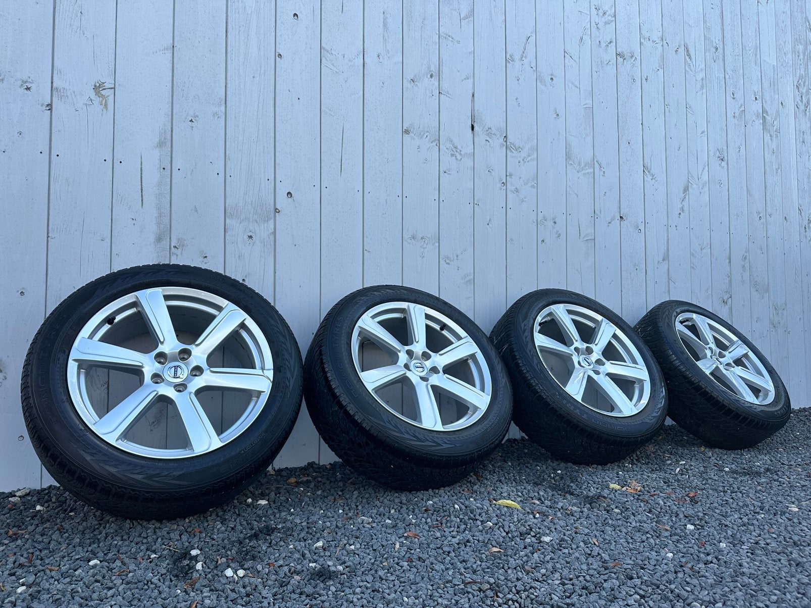 Winterset Volvo XC90 | Origineel | ET 42,5 |, Gebruikt, Banden en Velgen, Winterbanden, 235 mm