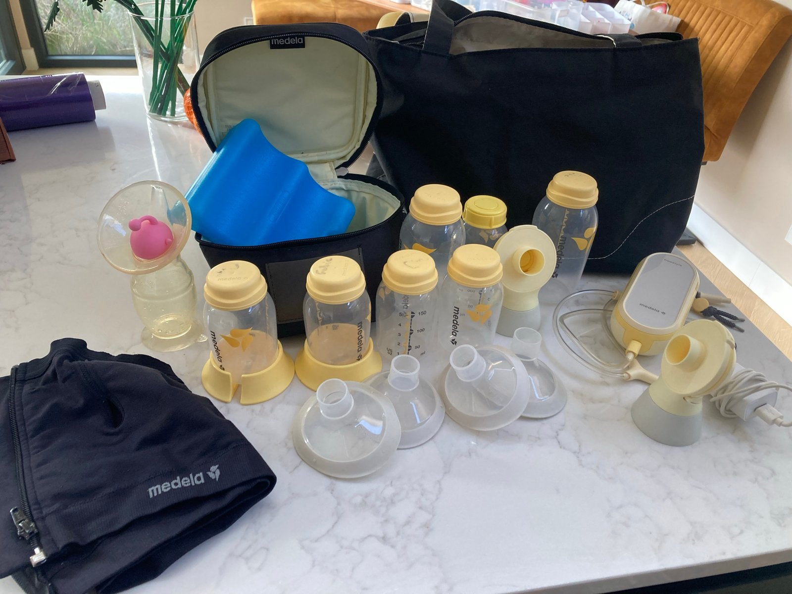 Medela Borstkolf Set met Accessoires, Ophalen of Verzenden, Gebruikt