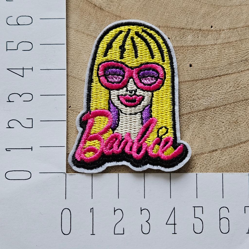 Strijk embleem applicatie Patch Barbie blonde vrouw, D, Nieuw, Ophalen of Verzenden, D
