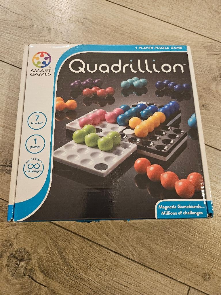 Quadrillion - Smart Games, Ophalen of Verzenden, Zo goed als nieuw, Puzzelen