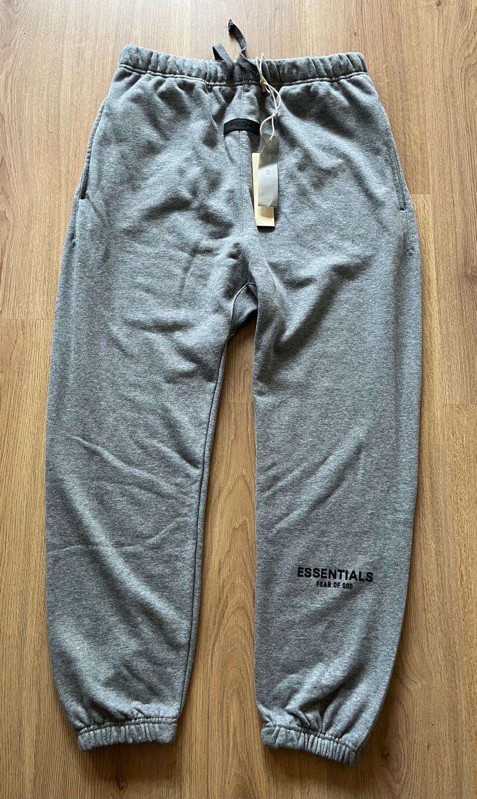 Essentials fear of god pak, Ophalen, Gedragen