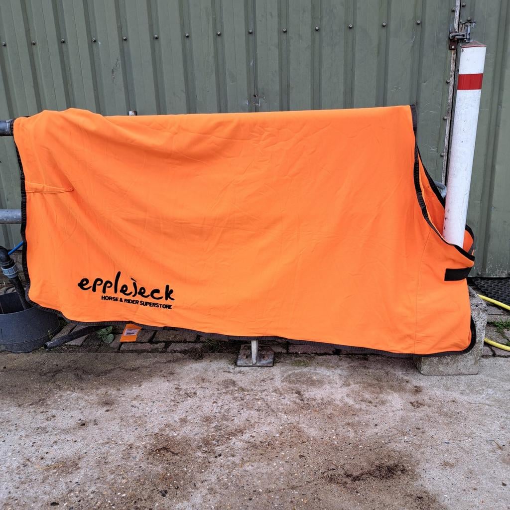 Nieuwe oranje fleece paardendeken 135/9185, Dieren en Toebehoren, Ophalen, Oranje, Nieuw, Fleece