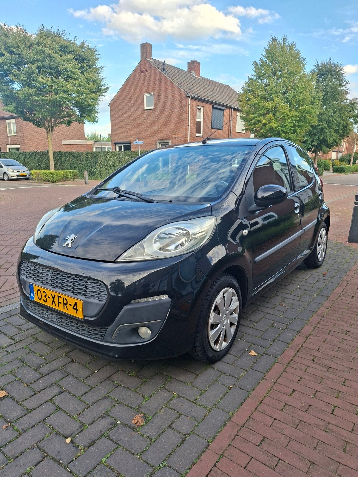 Peugeot 107 1.0 12V 5DR 2012 Zwart, Voorwielaandrijving, 4 stoelen, Origineel Nederlands, Handgeschakeld
