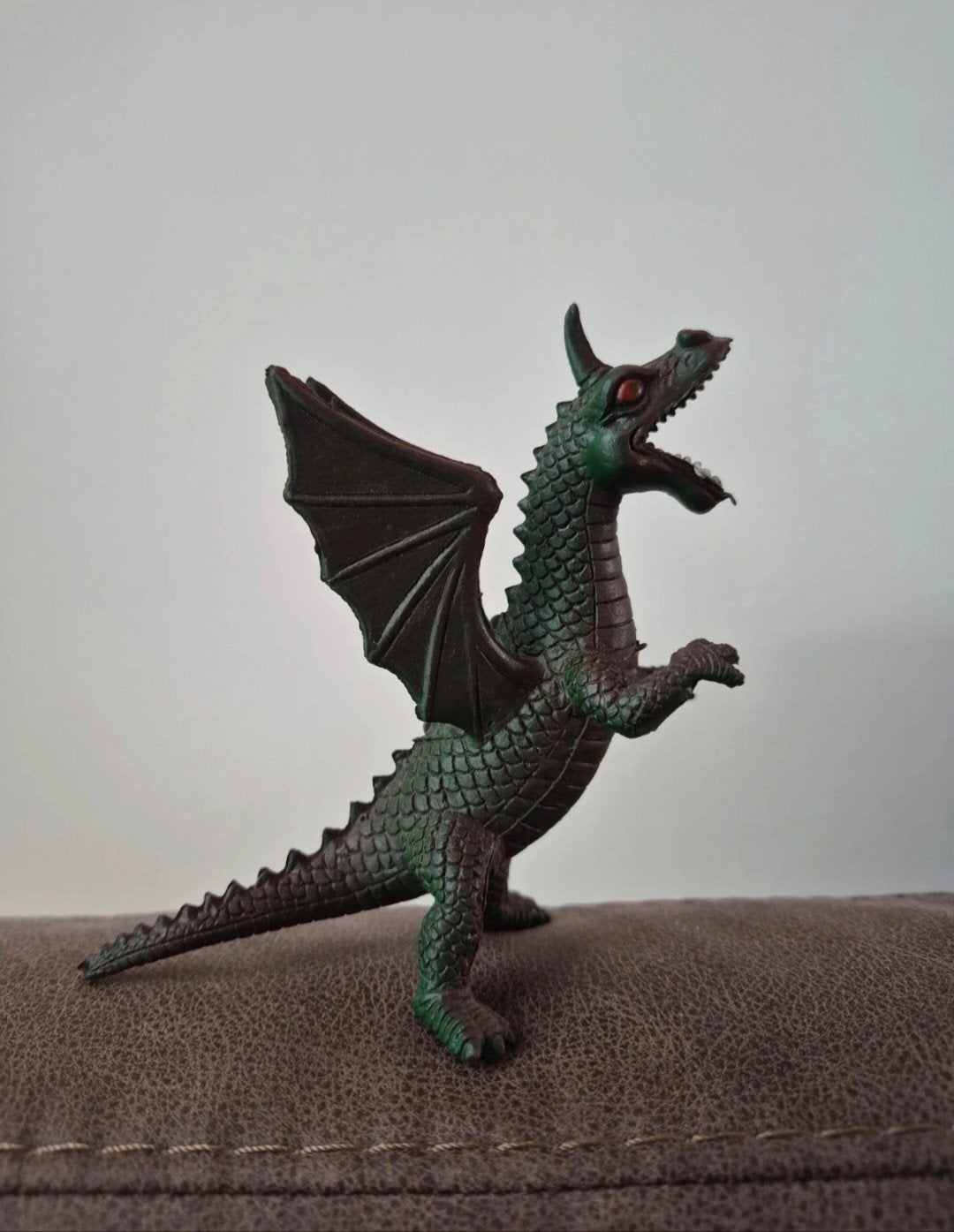 Vintage Groene draak speelfiguur met vleugels, Ophalen of Verzenden, Gebruikt