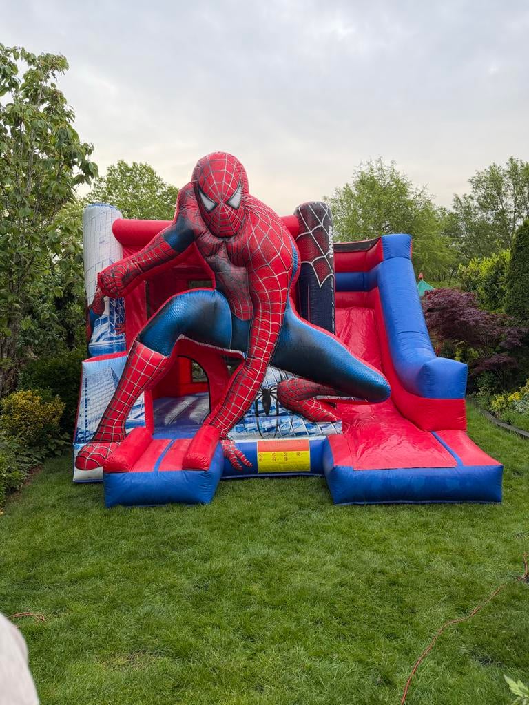 Spiderman/Frozen springkasteel met glijbaan te huur, Ophalen of Verzenden, Zo goed als nieuw