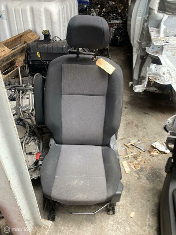 twee voor stoelen Opel Combo ('18->), Auto-onderdelen, Gebruikt, Opel, Ophalen of Verzenden, Opel