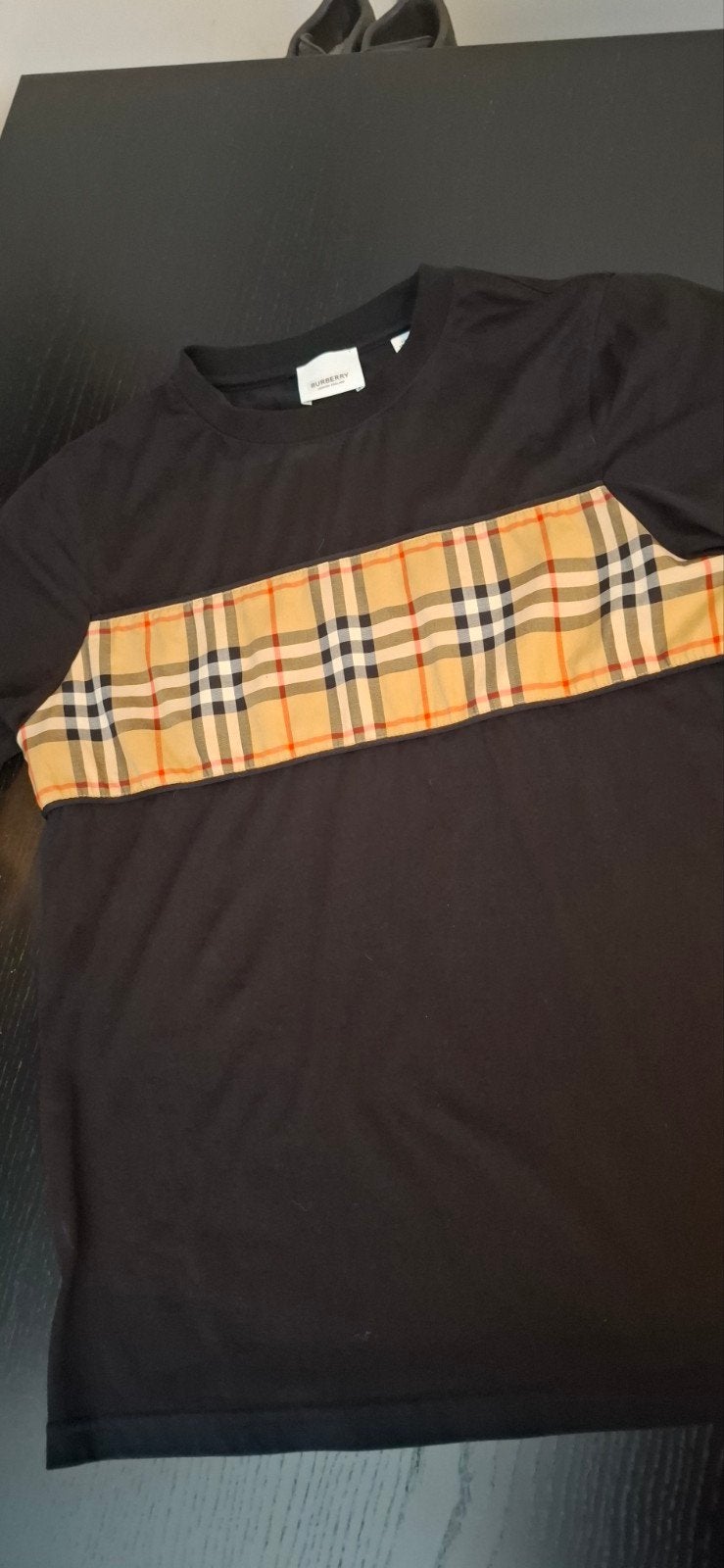 Burberry T-shirt Zwart (12Y/152cm), Ophalen, Zo goed als nieuw, Burberry, Jongen of Meisje