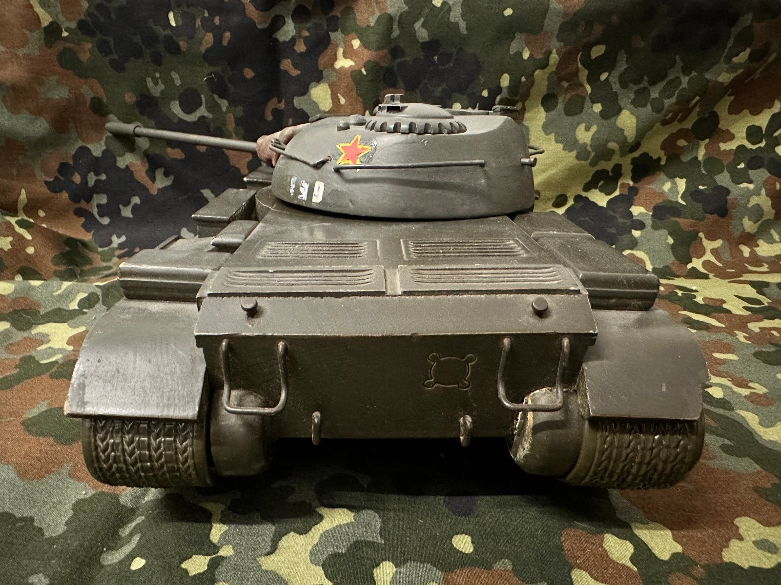 Holz-Mechanik-Gmbh Russiche houten tank T54 Instruciemodel, Ophalen of Verzenden, Landmacht, Duitsland, Overige typen