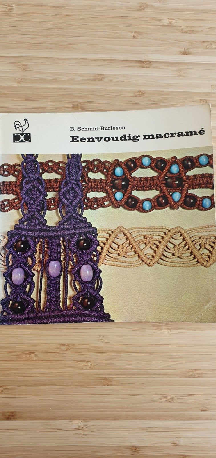 Eenvoudig macramé - Boek over knooptechnieken, Ophalen of Verzenden, Gelezen, Overige onderwerpen, B. Schmid-Burleson