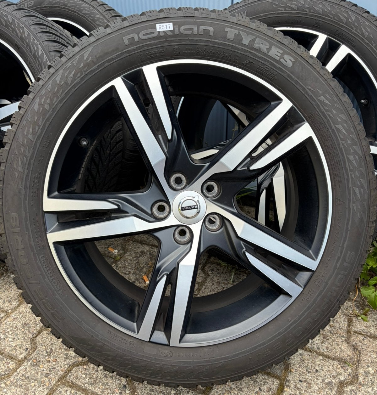 ZGAN 19” Originele Volvo XC40 V90 CC LYNK&CO Winterset 2025, Auto-onderdelen, Banden en Velgen, 19 inch, Banden en Velgen, 235 mm