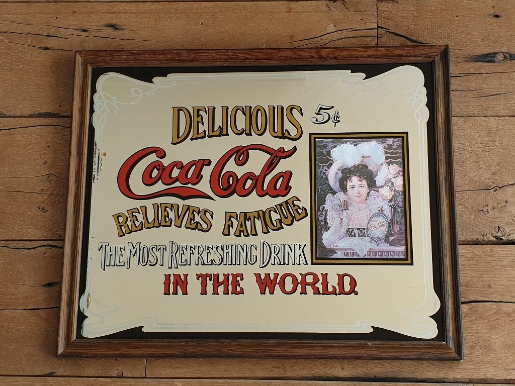Vintage decoratieve Coca - Cola spiegel., Verzamelen, Ophalen of Verzenden, Zo goed als nieuw, Overige typen