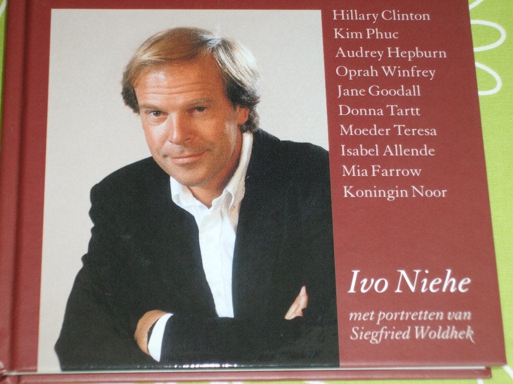 Wereldvrouwen - Ivo Niehe, Ophalen of Verzenden, Zo goed als nieuw, Ivo Niehe