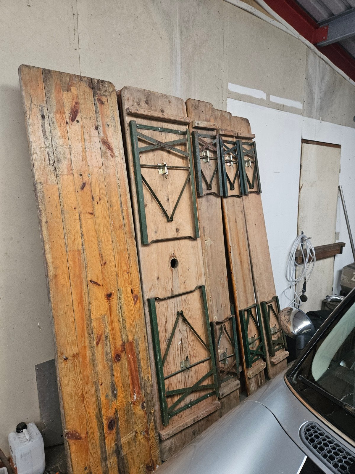 Opknapper bier tafels en en bankjes, Ophalen, Rechthoekig, Hout