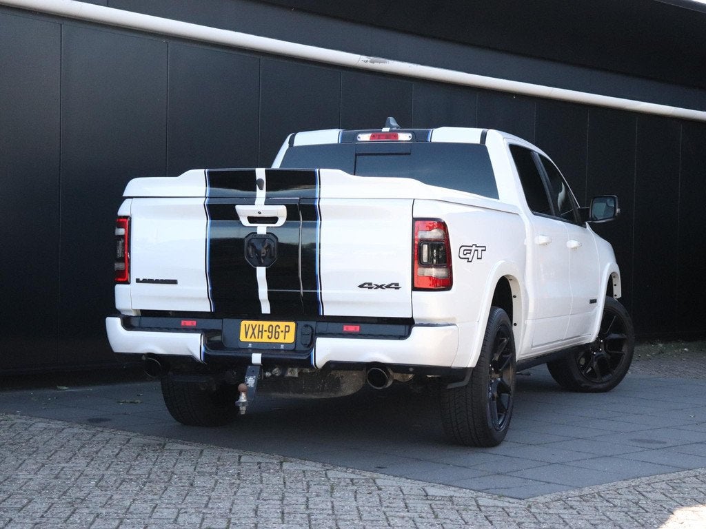 Dodge Ram 1500 LARAMIE GT | LEDER | MEMORY | PANO-DAK | LUCH, Automaat, Stof, Gebruikt, 5654 cc