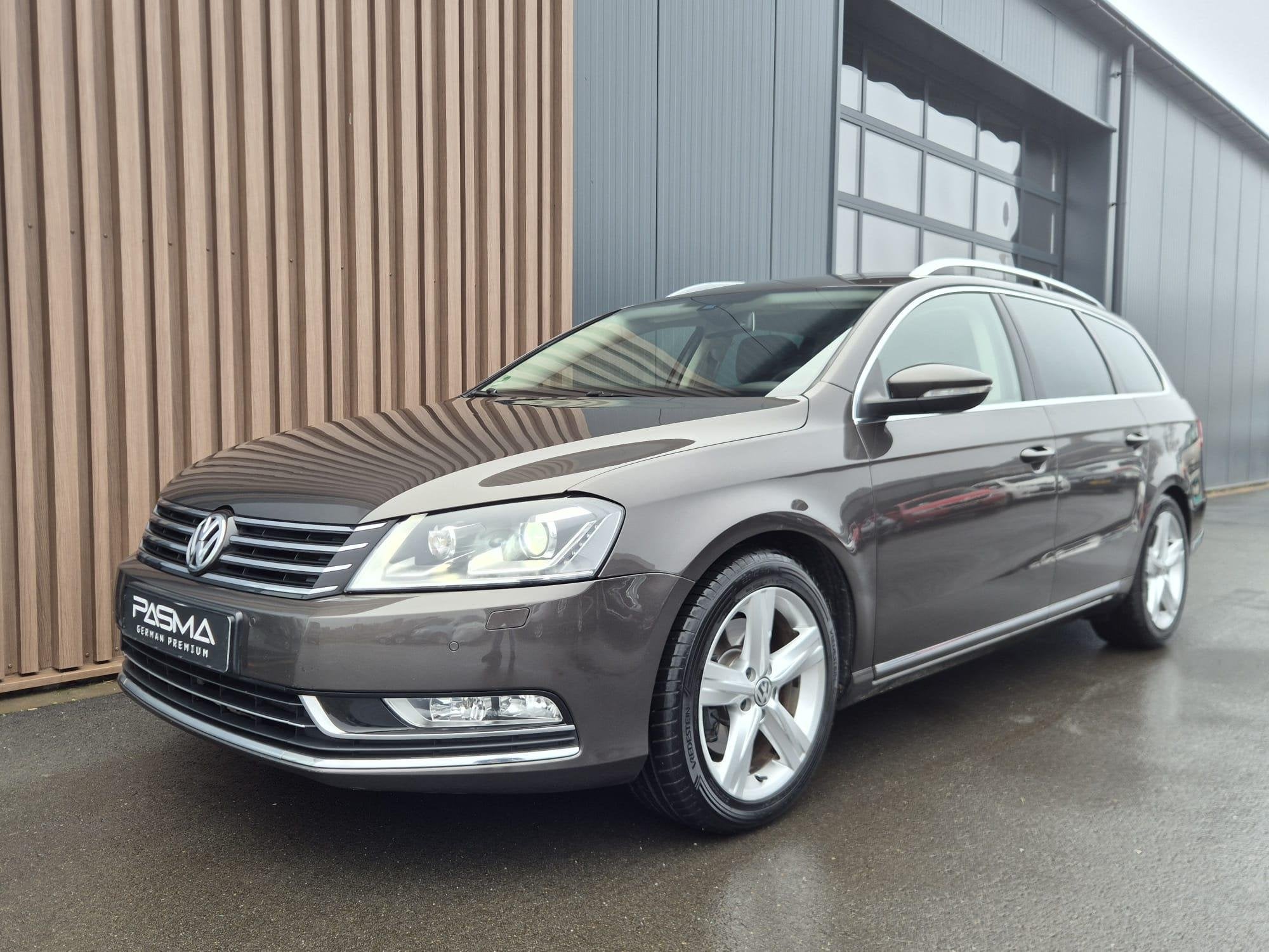 Volkswagen Passat Variant 2.0 TSI Highline DSG | Xenon LED |, Euro 5, Gebruikt, Beige, 1482 kg