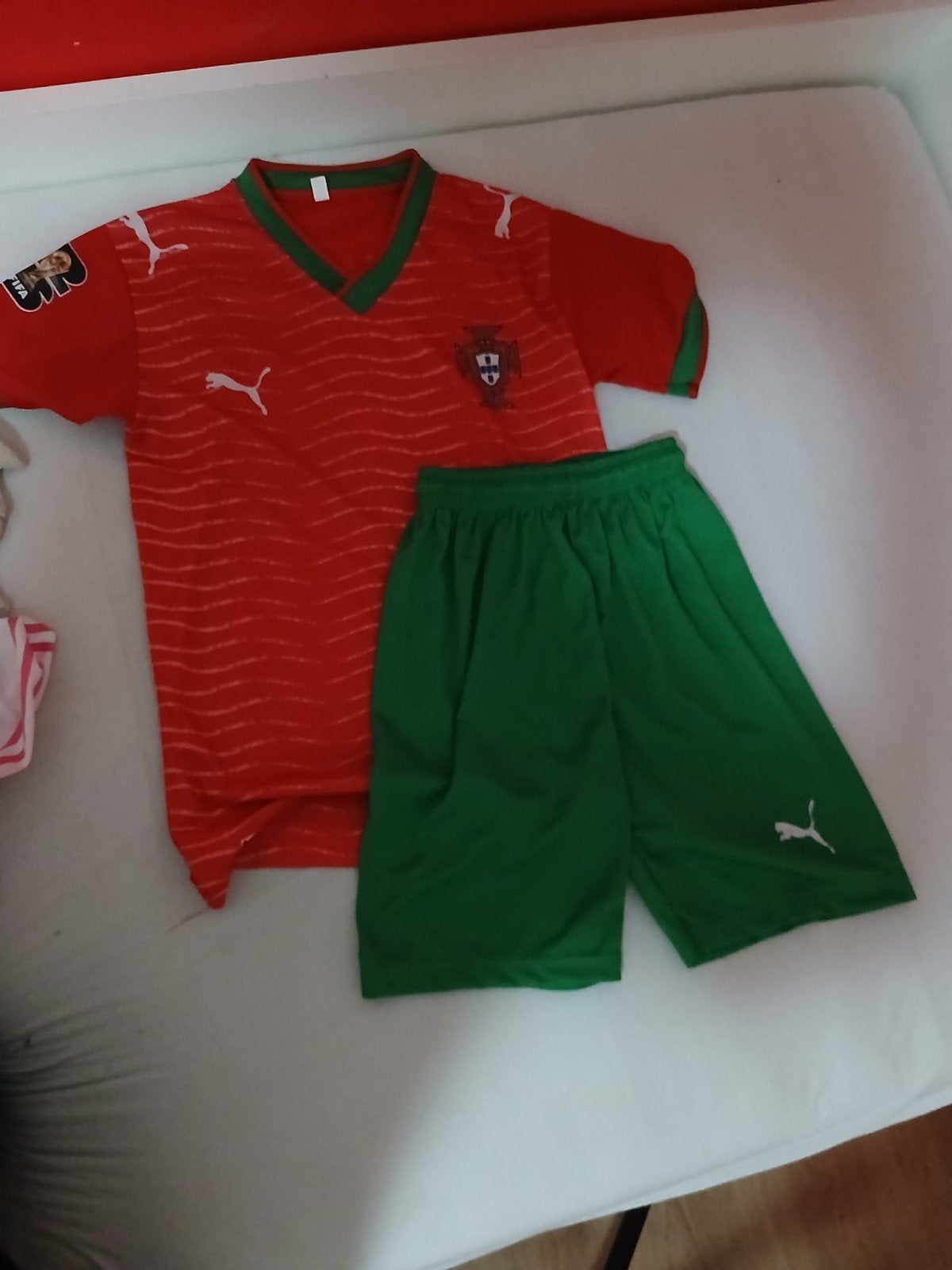 mooi portugal pak maat 10 jaar, Sport en Fitness, Voetbal, Maat XS of kleiner, Ophalen of Verzenden, Nieuw, Trainingspak