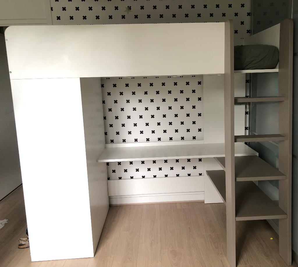 Hoogslaper, bureau en kledingkast in één! Merk: Petit Amélie, Kinderen en Baby's, Kinderkamer | Stapelbedden en Hoogslapers, Ophalen