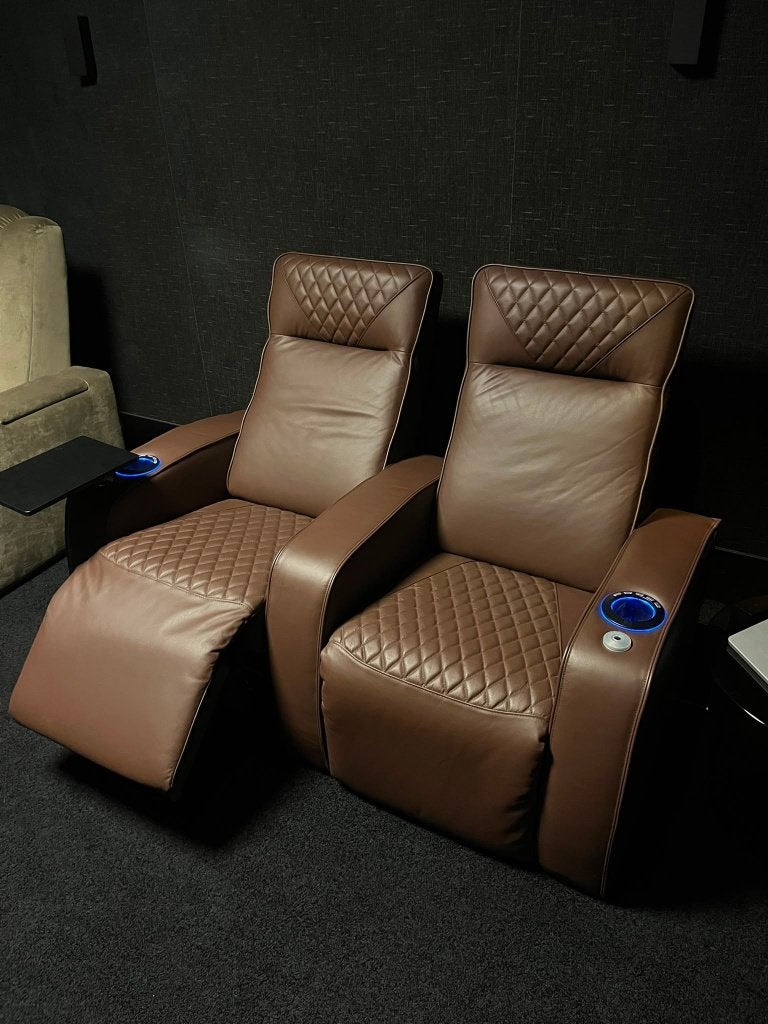Luxe bioscoopstoelen (2-zits), Ophalen, Twee, Bruin, High-end