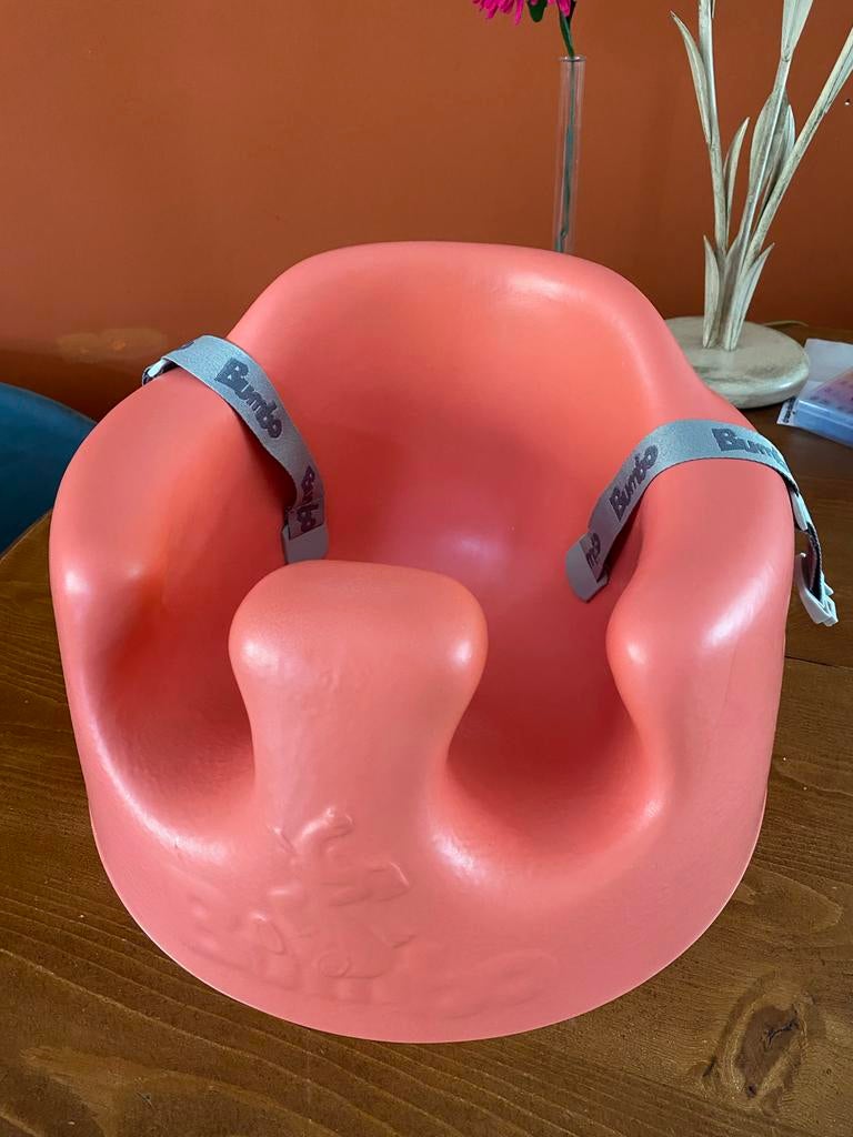 Bumbo Floor Seat - zachte babyvloerstoel, Kinderen en Baby's, Kinderstoelen, Ophalen, Zo goed als nieuw, Overige typen, Gordel(s)