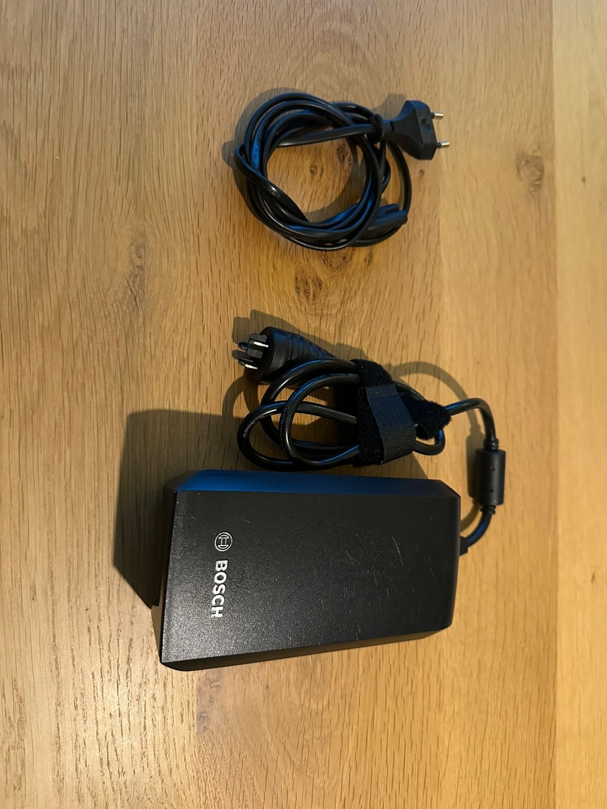 Bosch Ebike charger/ lader BCS220 36/4A, Zo goed als nieuw