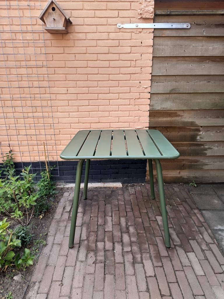 Groene vierkante tuintafel metaal 80x80cm, Tuin en Terras, Ophalen of Verzenden, Zo goed als nieuw, Vierkant, Metaal