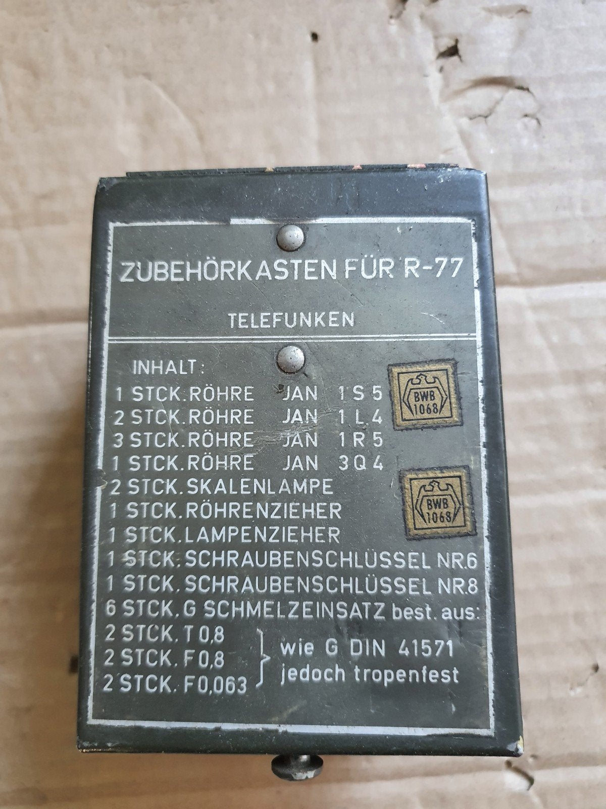 RT-77, Buizenkistje compleet, Verzamelen, Ophalen of Verzenden, Landmacht, Nederland, Boek of Tijdschrift