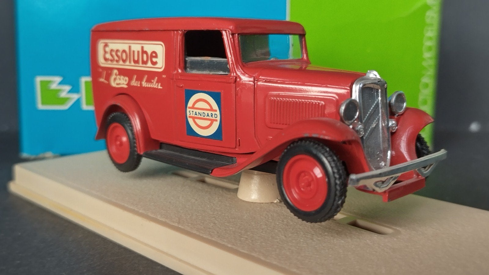Citroen 500 Kgs Esso Lube 1:43 Eligor Pol, Overige merken, Auto, Verzenden, .