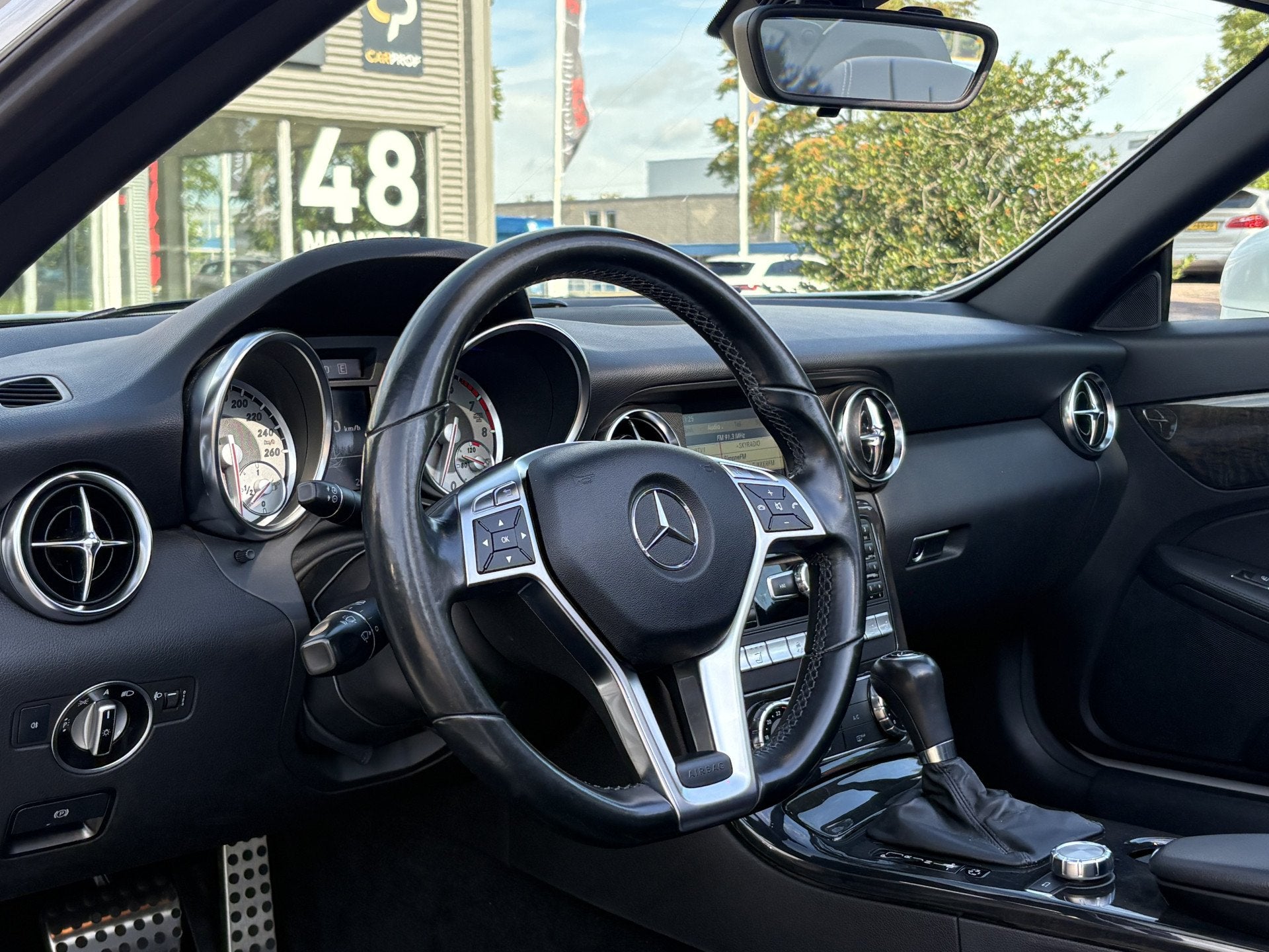 Mercedes-Benz SLK 200 | CarPlay | Nekverwarming | Camera | P, Auto's, Automaat, Euro 5, Gebruikt, 4 cilinders