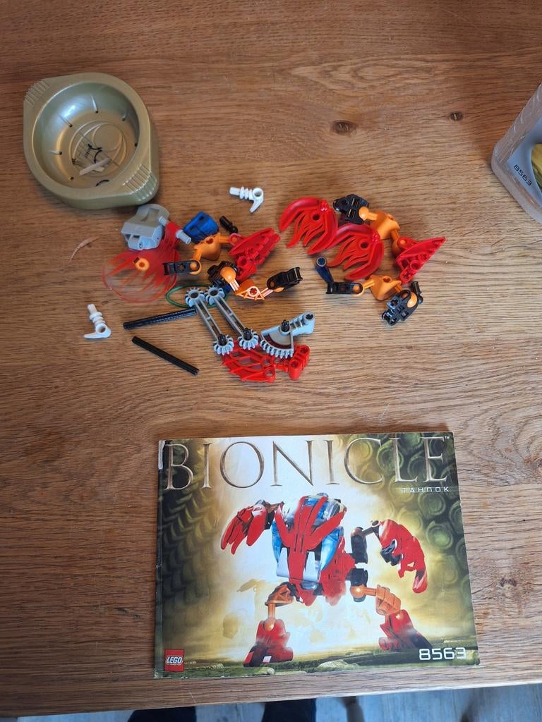 Lego Bionicle Tahnok (8563) - INCOMPLETE set met instructies, Gebruikt, Bionicle, Lego, Compleet